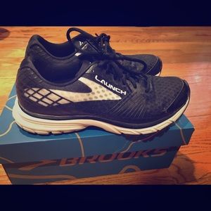 Brooks Launch 3